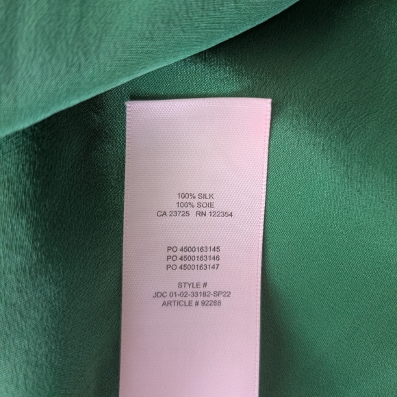 Aritzia Babaton Academy Silk Short Sleeve Blouse Green Women's Medium - Picture 6 of 7